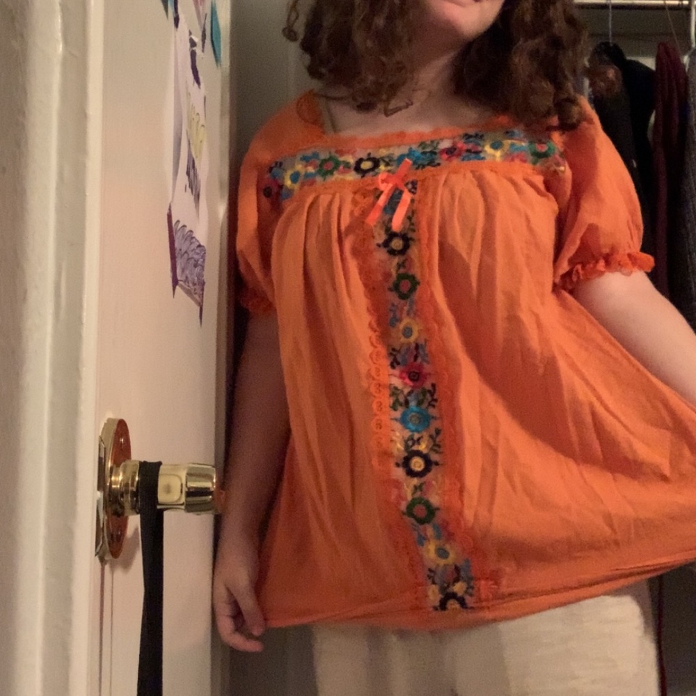 The "BLOSSOM" Top🌼